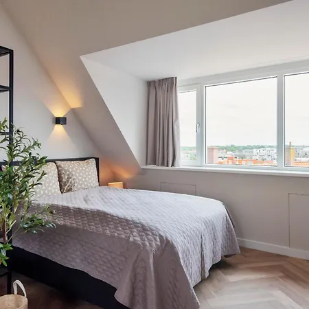 Short At 68 3* Zandvoort